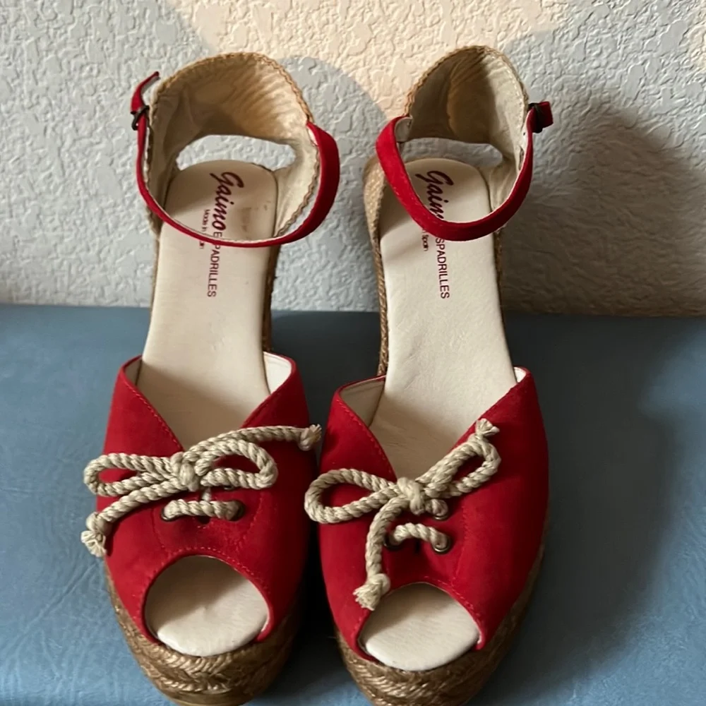 GAIMO Wedge Espadrilles real suede & hand made in Spain in Euro 41 w/4” heels. - Picture 1 of 7